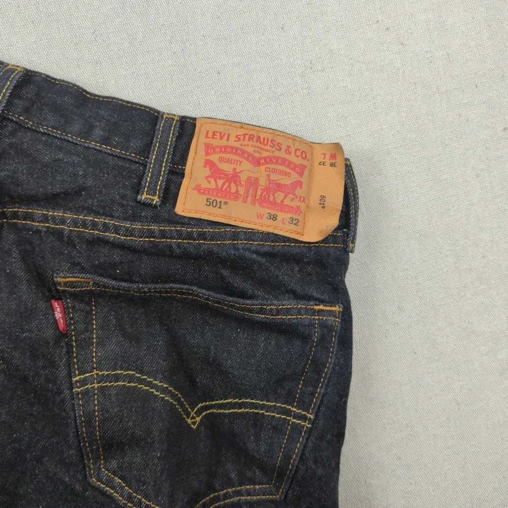 Levis 501 Jeans  Mens 38x32 Black Button Fly Western Faded Classic American